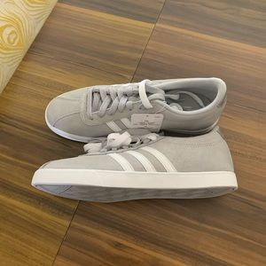 Adidas Courtset Women’s Sneakers, Light Grey, 7.5
